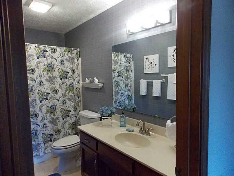 827 Bennett Road Carmel, IN 46032 - Photo 15 of 19