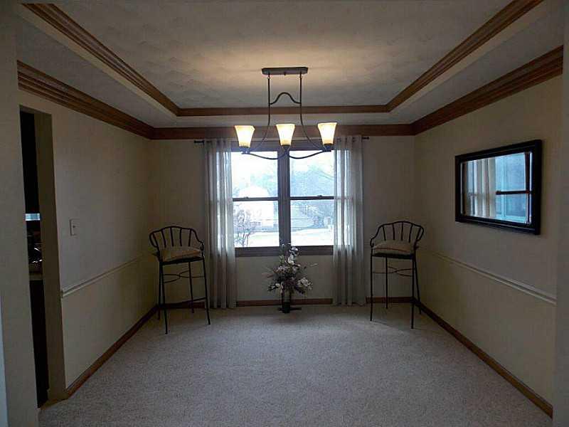 827 Bennett Road Carmel, IN 46032 - Photo 8 of 19