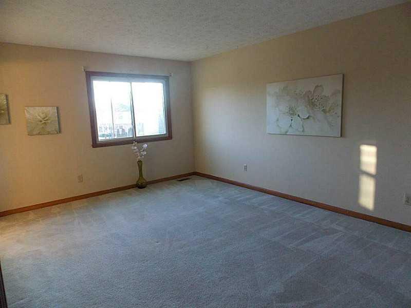 827 Bennett Road Carmel, IN 46032 - Photo 10 of 19