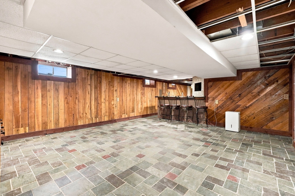 55 Lindsay Road Springfield, MA 01128 - Photo 27 of 35 Gallery Image 27
