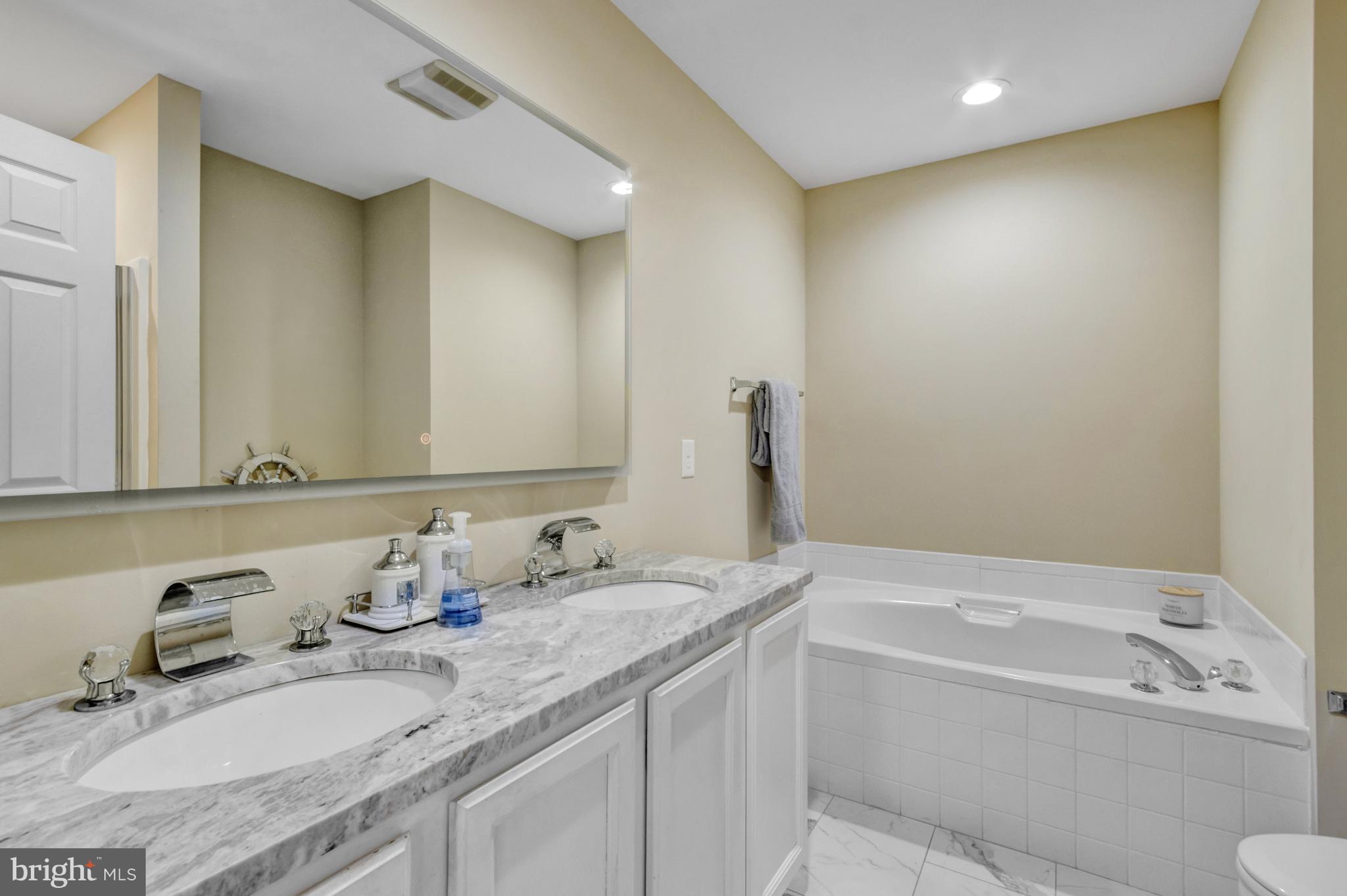37896 Marina Road, Unit 3 Ocean View, DE 19970 - Photo 58 of 102 Gallery Image 58