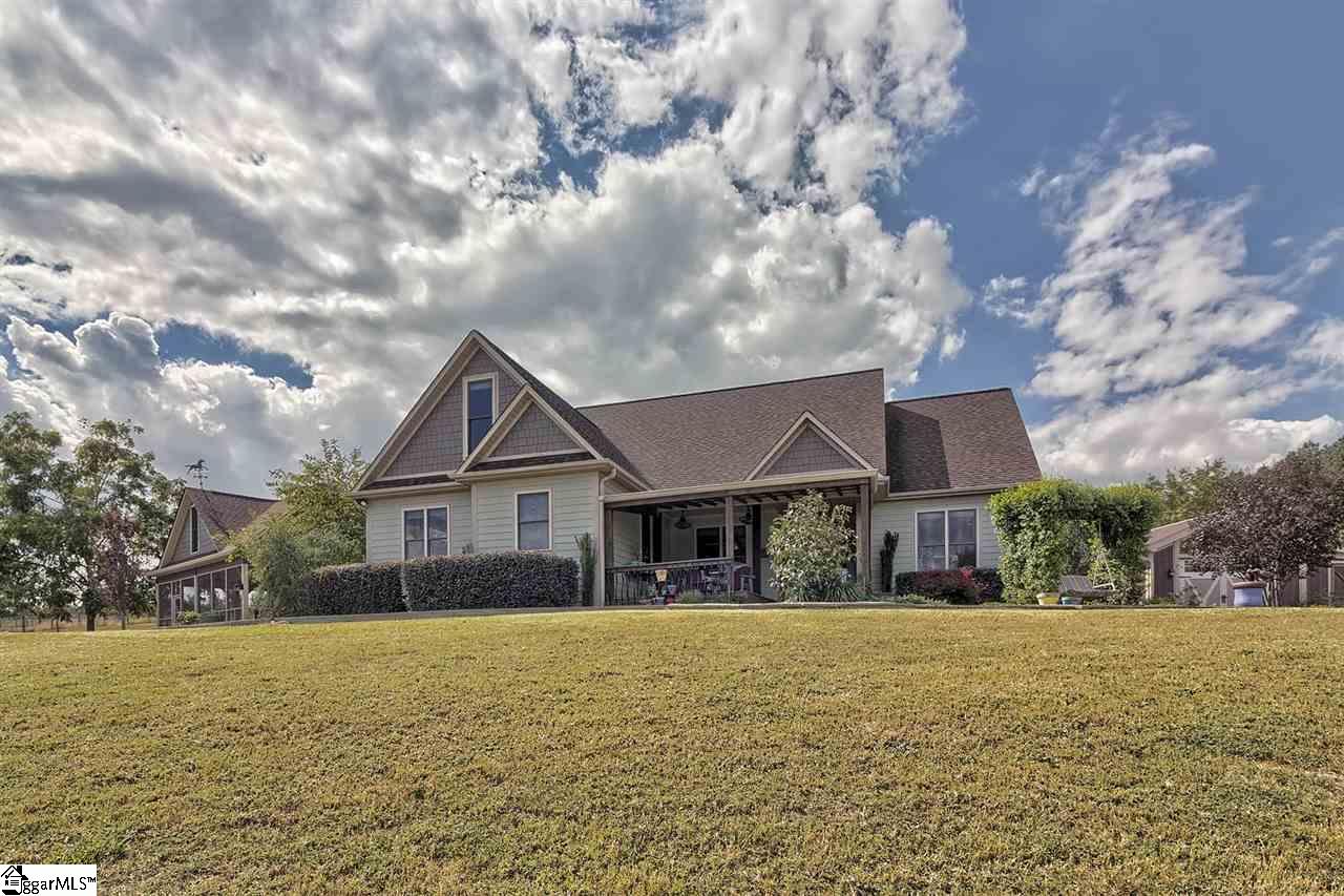 165 Page Road Campobello, SC 29322 - Photo 1 of 36