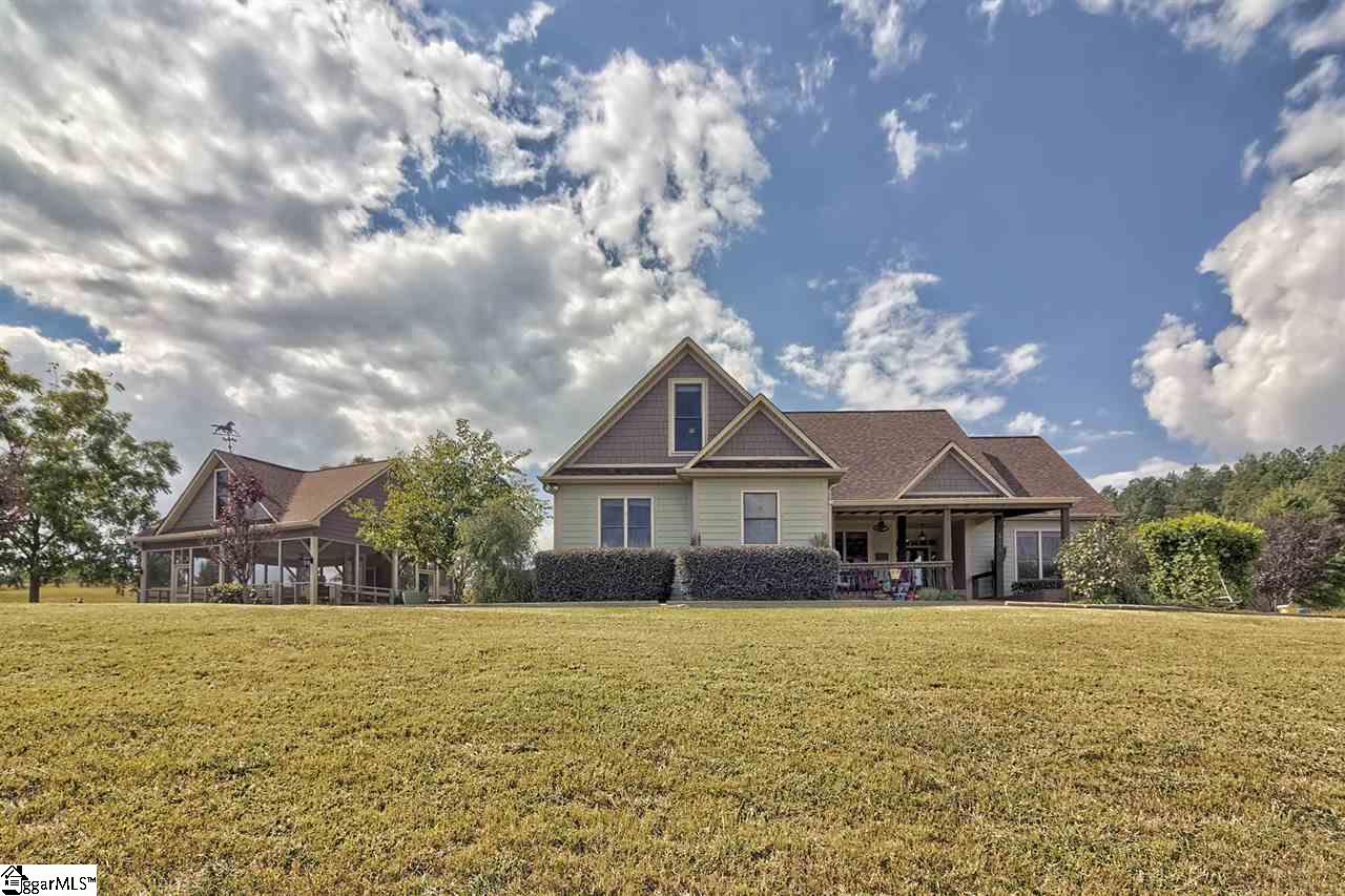 165 Page Road Campobello, SC 29322 - Photo 2 of 36