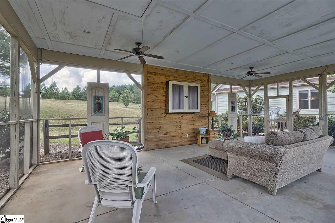 165 Page Road Campobello, SC 29322 - Photo 29 of 36