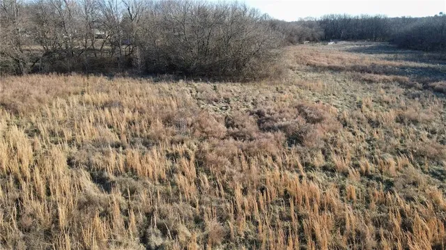 $360,000 | South School Road, Raymore, MO 64083