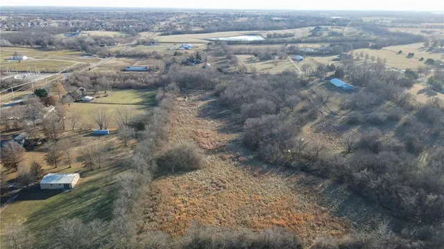 $360,000 | South School Road, Raymore, MO 64083