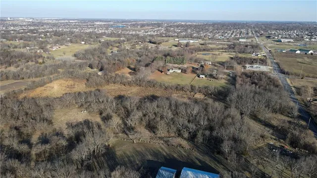 $360,000 | South School Road, Raymore, MO 64083