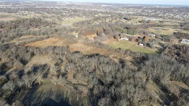 $360,000 | South School Road, Raymore, MO 64083