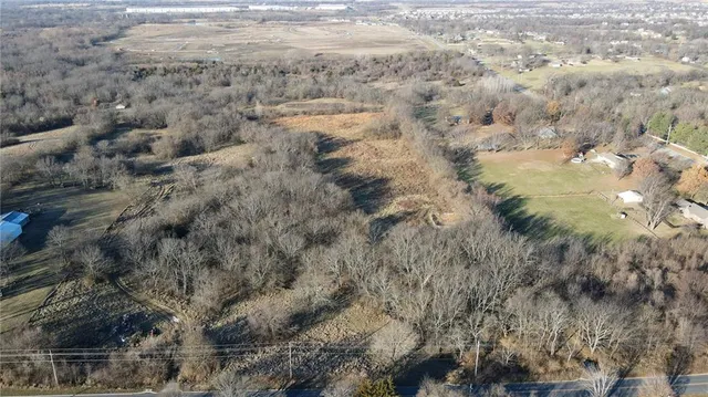 $360,000 | South School Road, Raymore, MO 64083