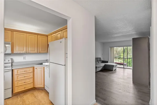 $94,900 | 8400 Lagos De Campo Boulevard, Unit 312, Tamarac, FL 33321