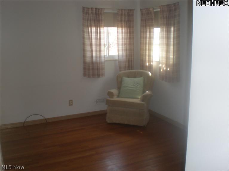 7210 Maplewood Road Parma, OH 44130 - Photo 9 of 17 Gallery Image 9