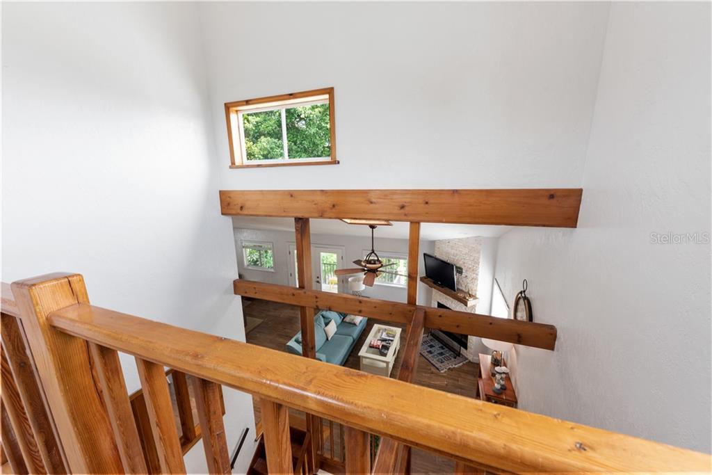 17601 1st Street East Redington Shores, FL 33708 - Photo 18 of 33