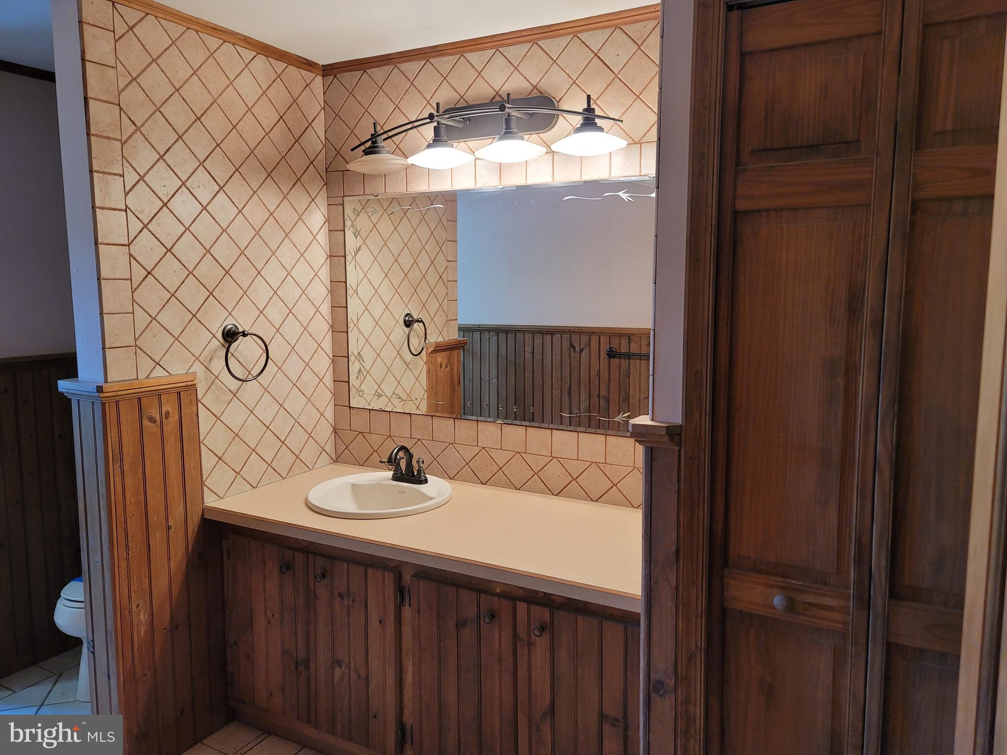 215 Church Road Medford, NJ 08055 - Photo 13 of 27