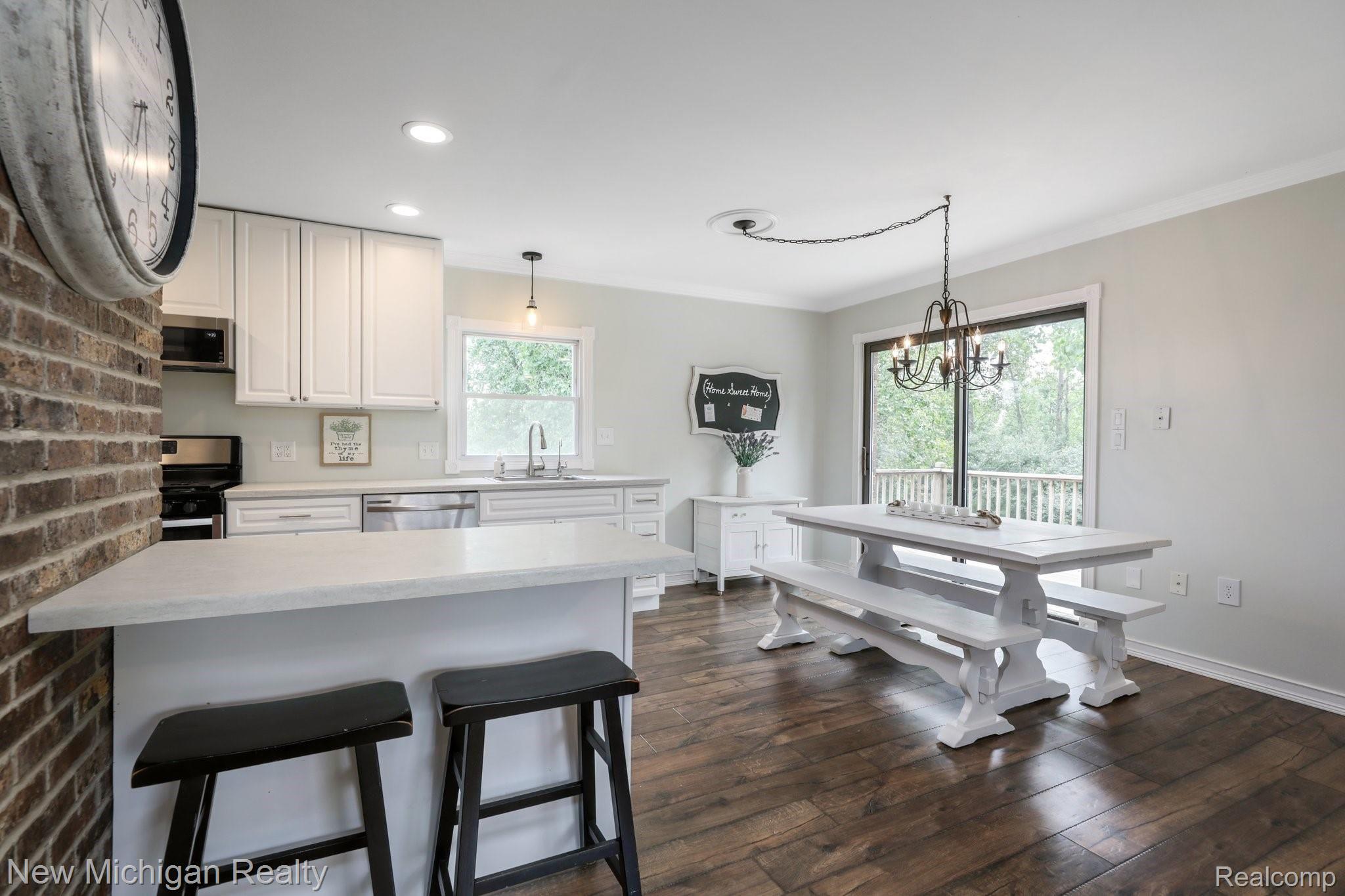 3589 North Mill Road Dryden, MI 48428 - Photo 6 of 42 36-web-or-mls-3589 North Mill Street Dryden0035.jpg