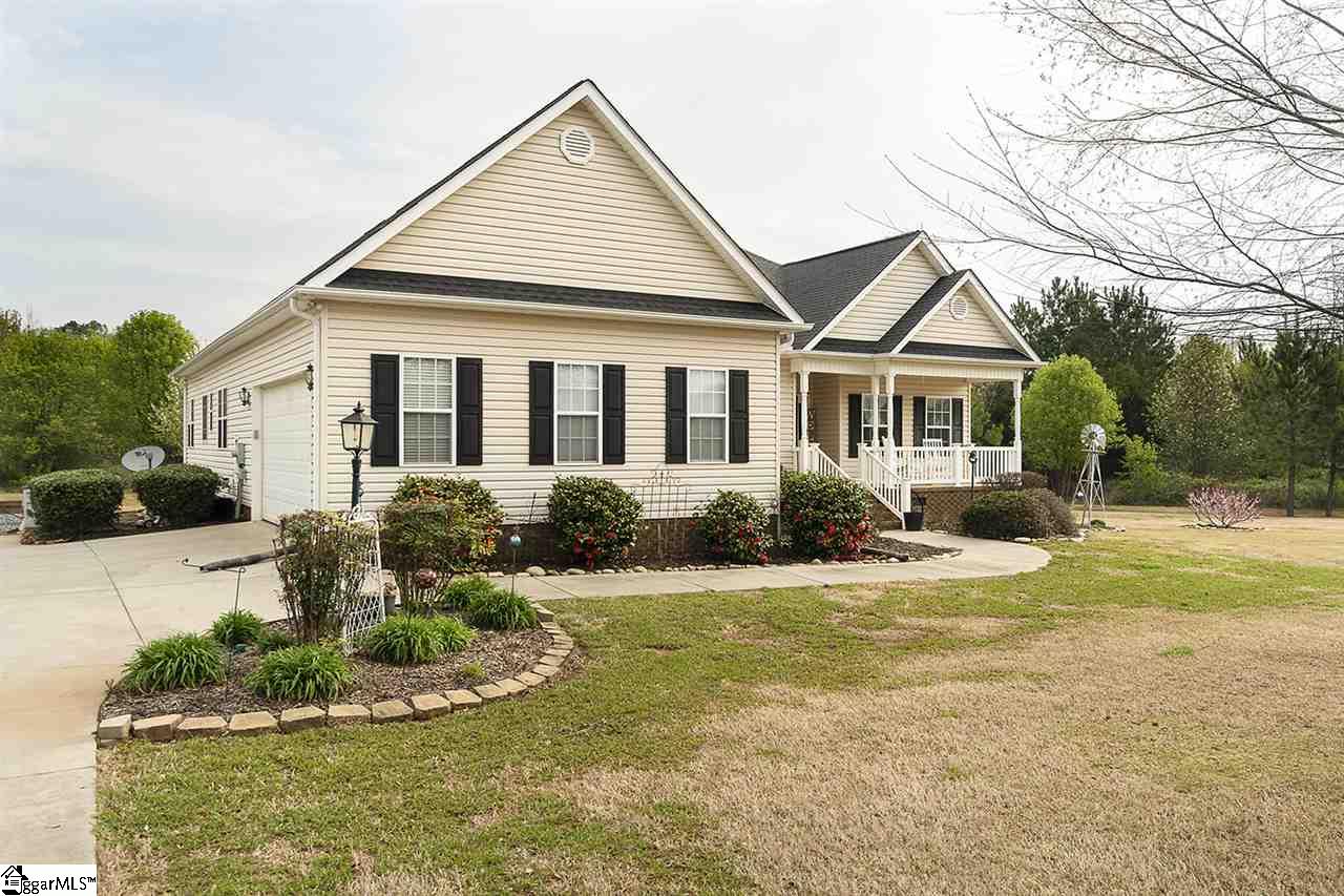 4004 Old Portman Road Anderson, SC 29626 - Photo 2 of 28