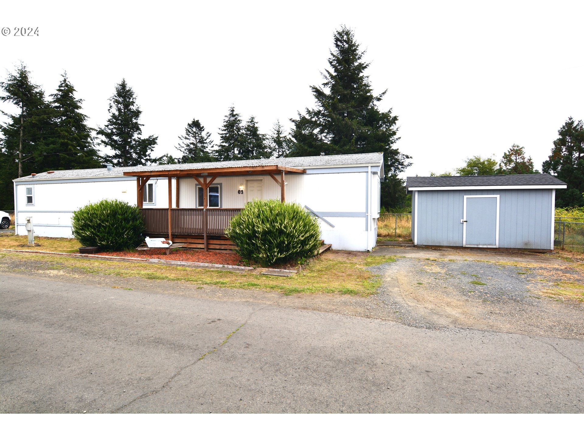 196 Jacobson Road Cathlamet, WA 98612 - Photo 2 of 29 Gallery Image 2