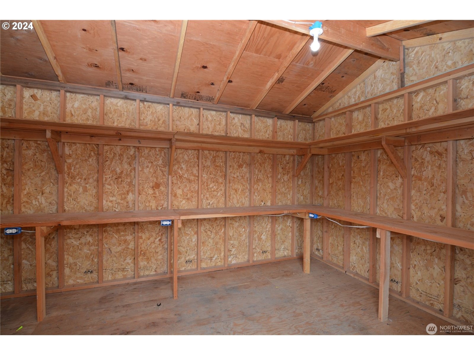 196 Jacobson Road Cathlamet, WA 98612 - Photo 24 of 29 Gallery Image 24