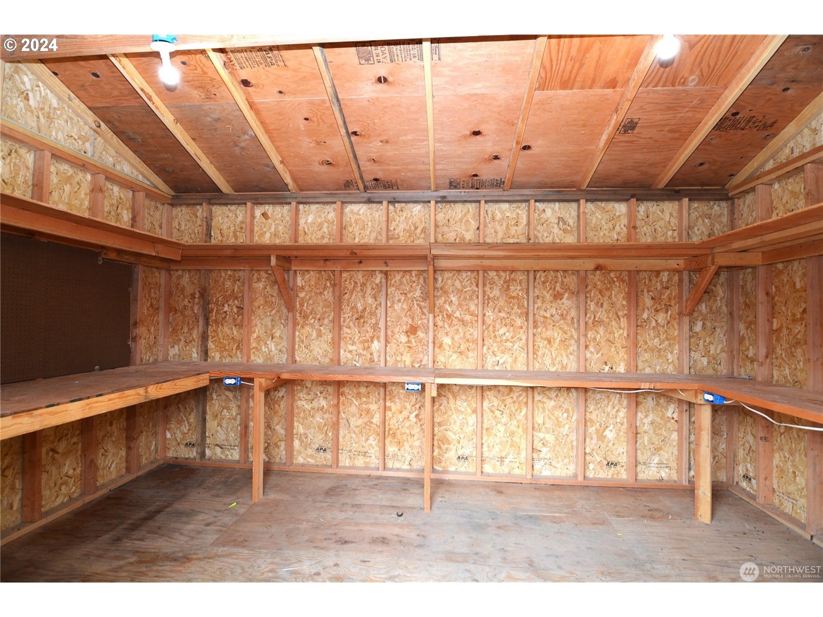 196 Jacobson Road Cathlamet, WA 98612 - Photo 25 of 29 Gallery Image 25