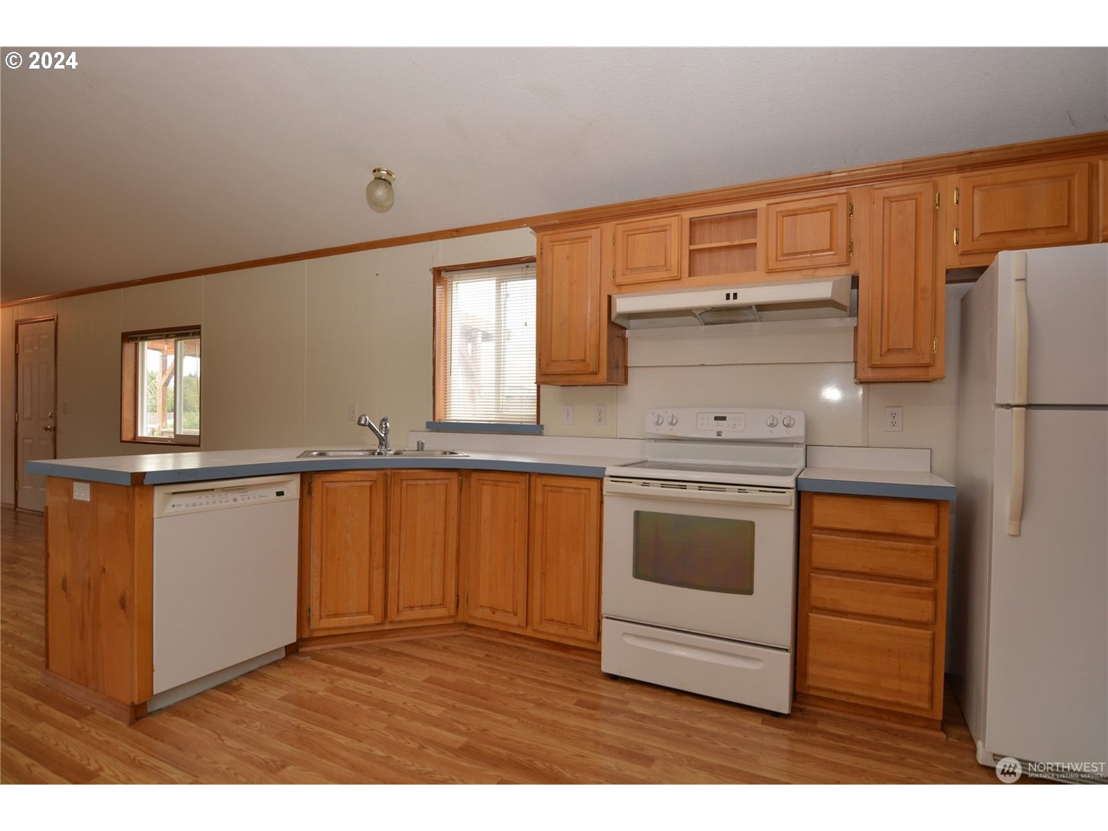 196 Jacobson Road Cathlamet, WA 98612 - Photo 10 of 29 Gallery Image 10