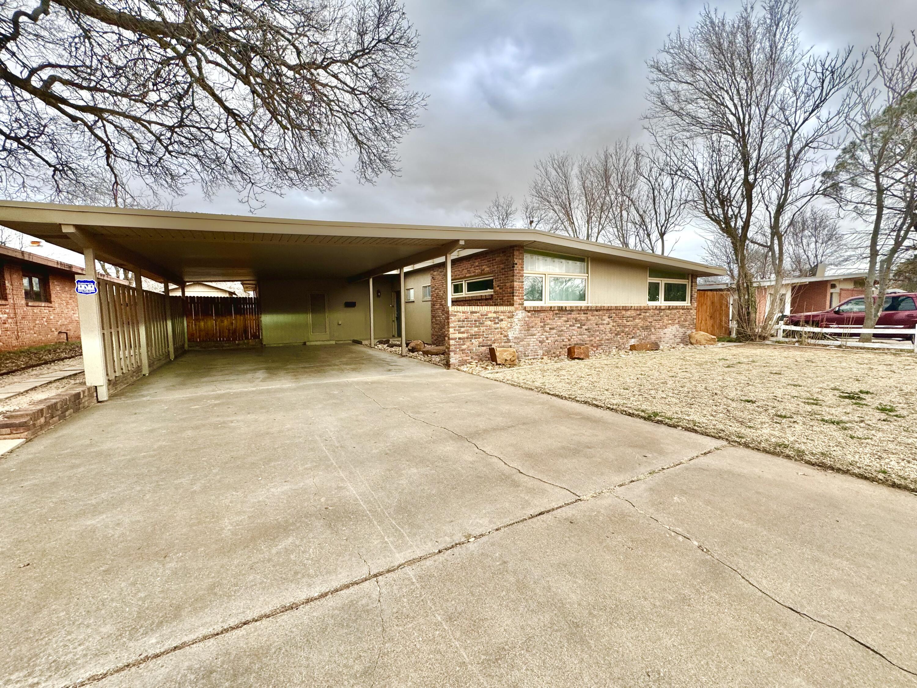 2514 47th Street Lubbock, TX 79413 - Photo 2 of 19 Photo Feb 07 2024, 5 02 43 PM