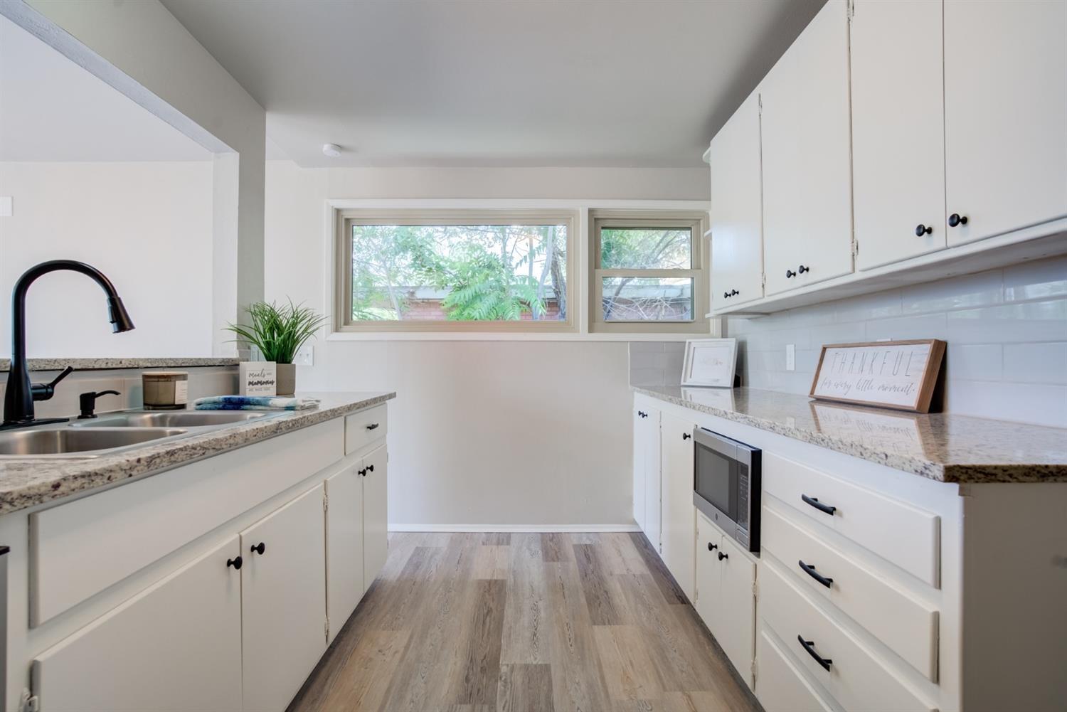 2514 47th Street Lubbock, TX 79413 - Photo 8 of 19 bb7f2fde-2f82-413b-9873-f895b7de79fc