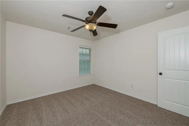 $2,200 | 809 Dove Run Trail, College Station, TX 77845