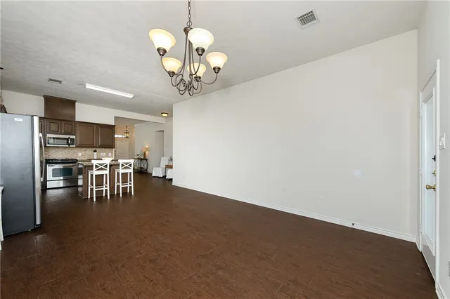 $2,200 | 809 Dove Run Trail, College Station, TX 77845