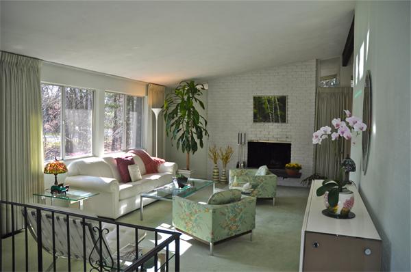 7 Indian Ridge Road Natick, MA 01760 - Photo 5 of 19 Gallery Image 5