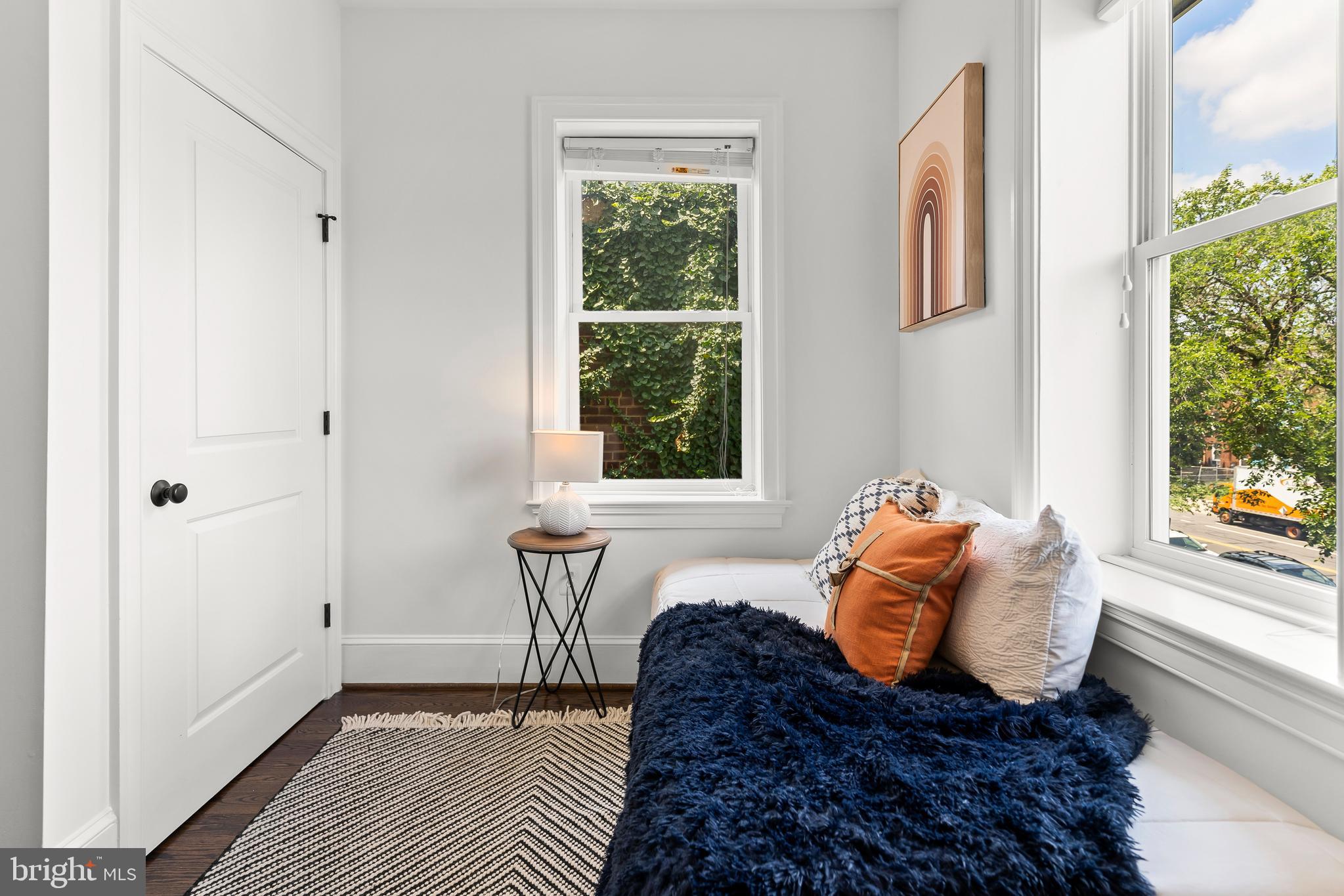 1533 East Capitol Street Southeast Washington, DC 20003 - Photo 20 of 54