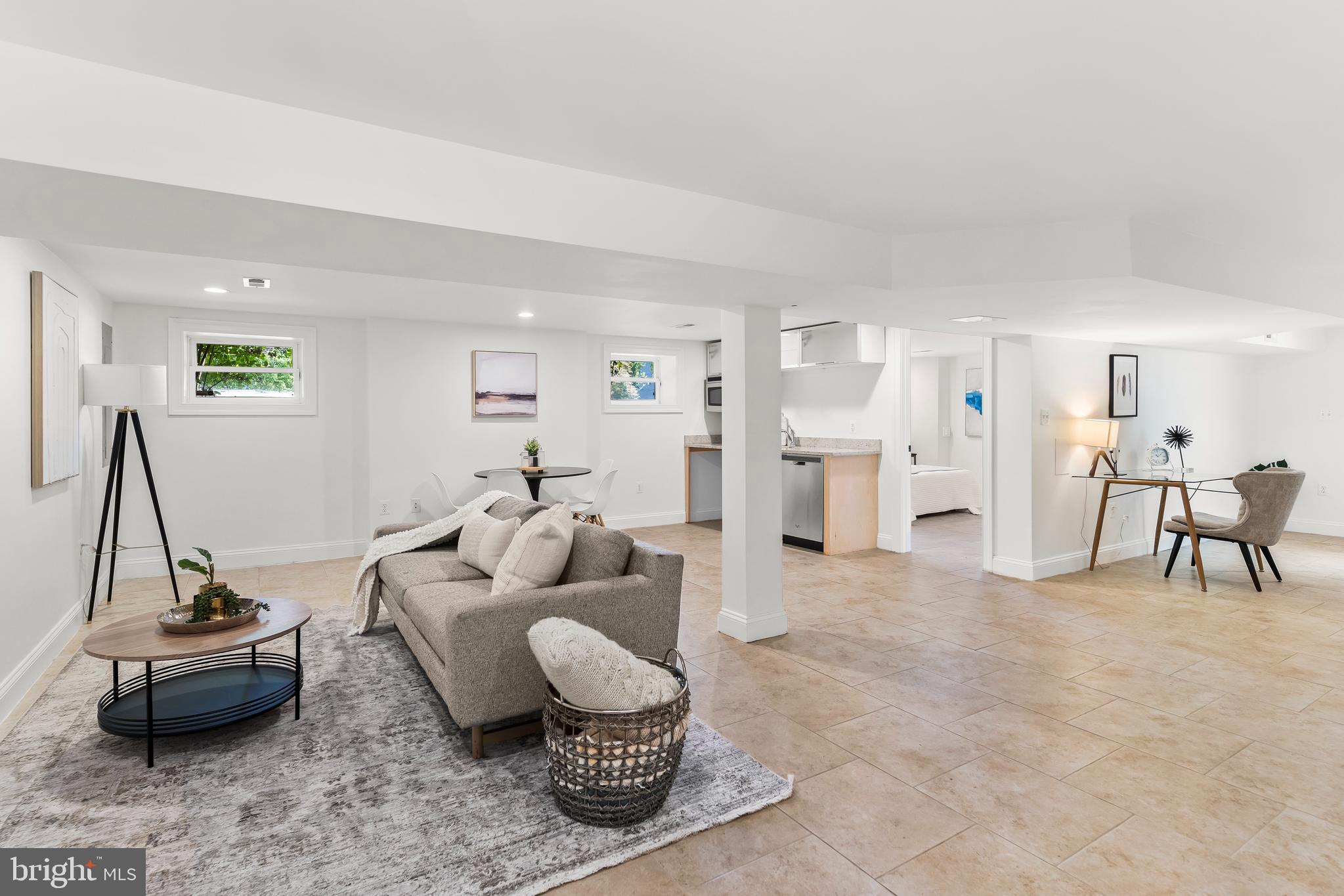 1533 East Capitol Street Southeast Washington, DC 20003 - Photo 41 of 54