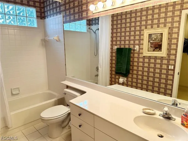 $7,200 | 27080 Lake Harbor Court, Unit 202, Bonita Springs, FL 34134