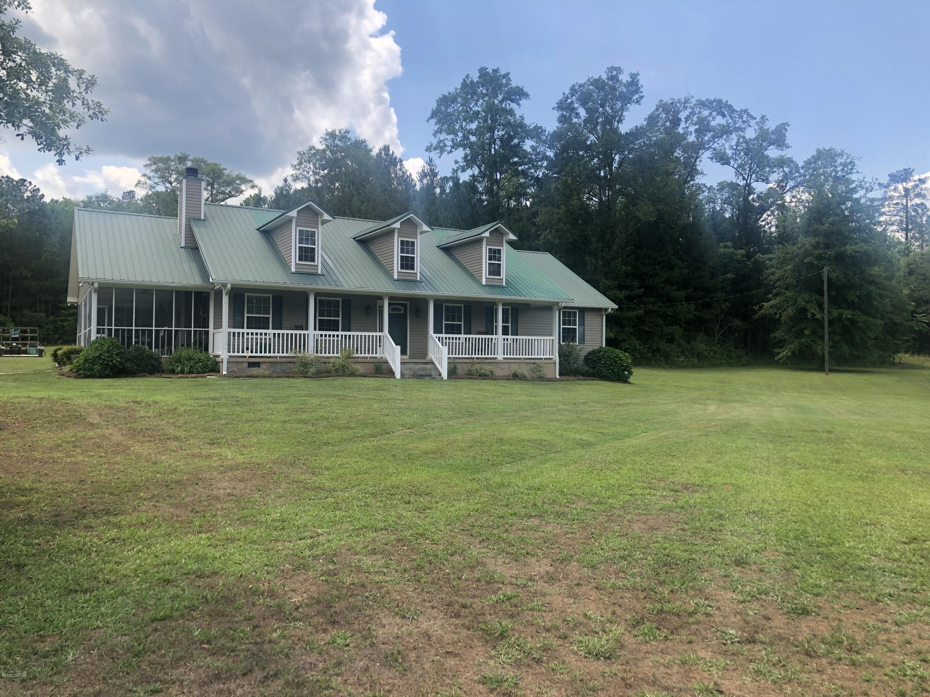 765 Comer Road Gray, GA 31032 - Photo 2 of 22 IMG_5715