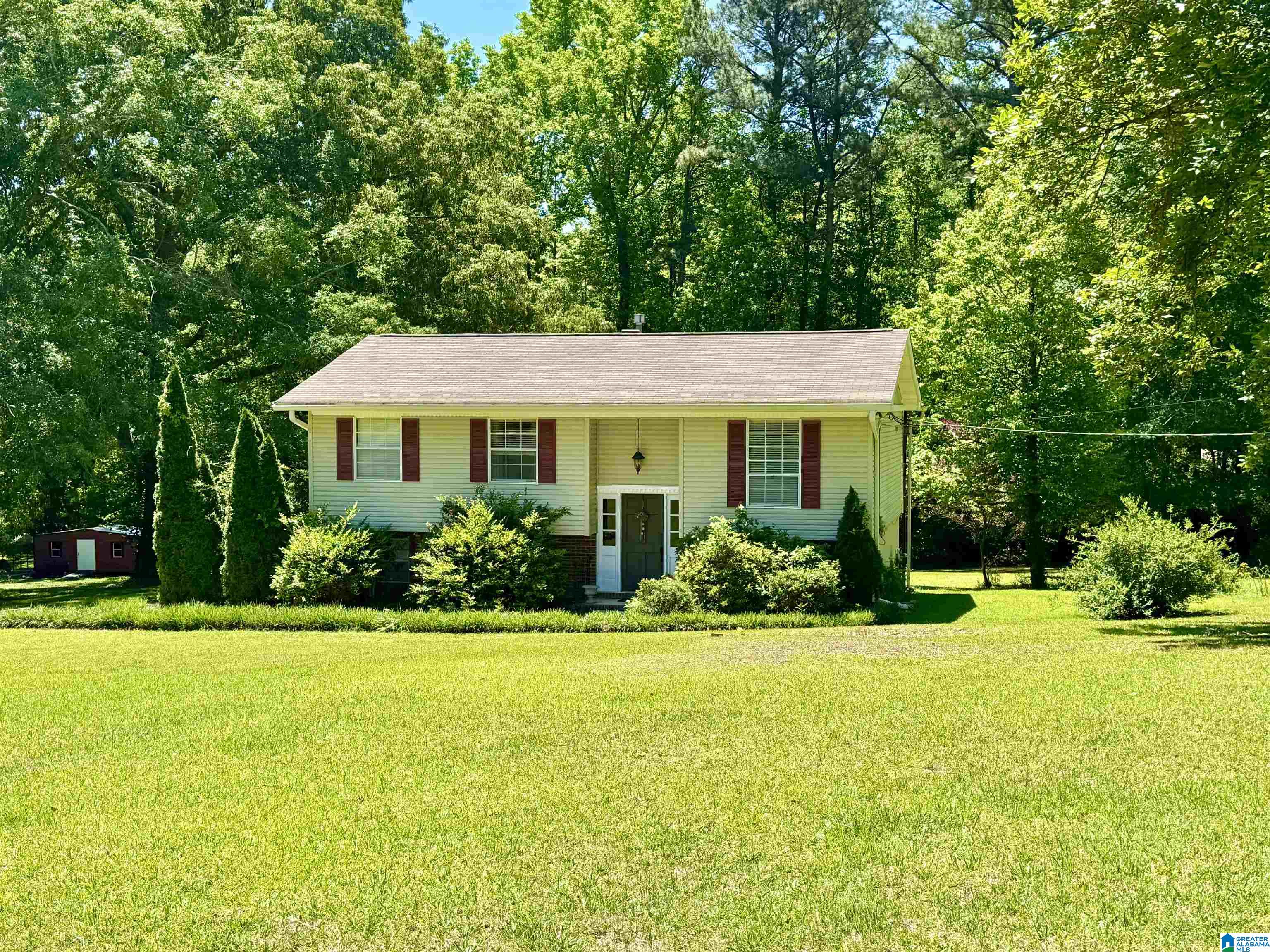 455 Spring Trail Warrior, AL 35180 - Photo 2 of 44