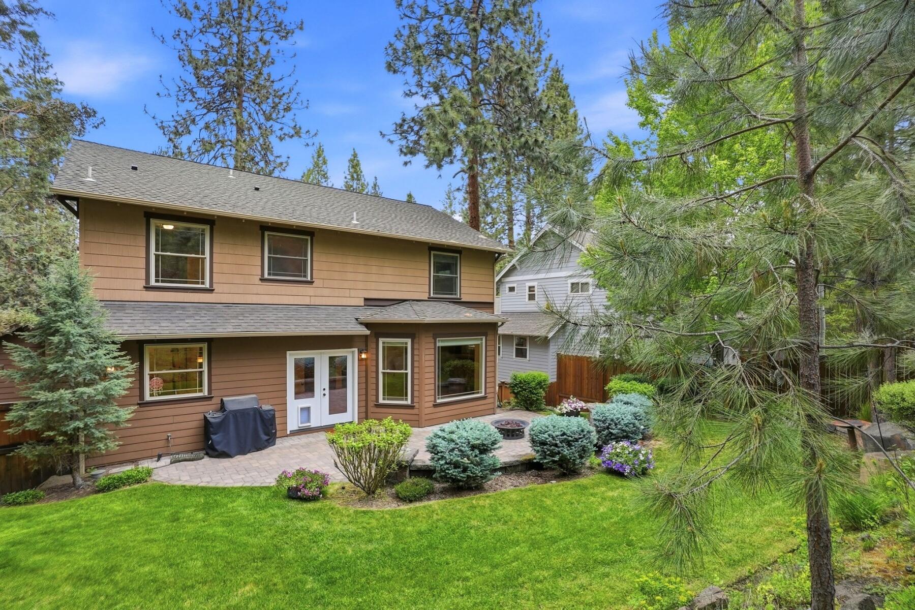 1098 Northwest Stannium Road Bend, OR 97703 - Photo 34 of 45