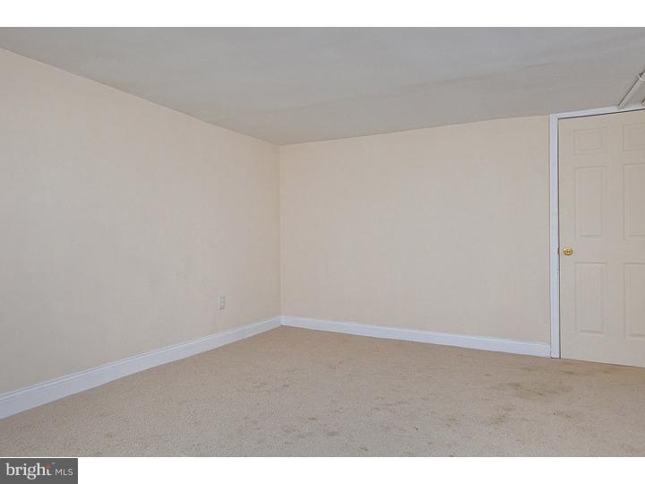 1307 Pennington Road Philadelphia, PA 19151 - Photo 11 of 12 Basement - Finished