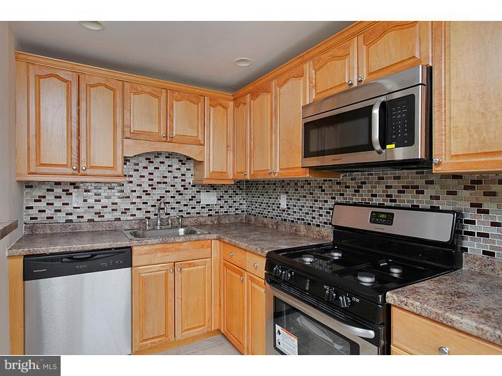 1307 Pennington Road Philadelphia, PA 19151 - Photo 7 of 12 Kitchen