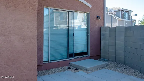 $2,400 | 4356 East Sack Drive, Phoenix, AZ 85050