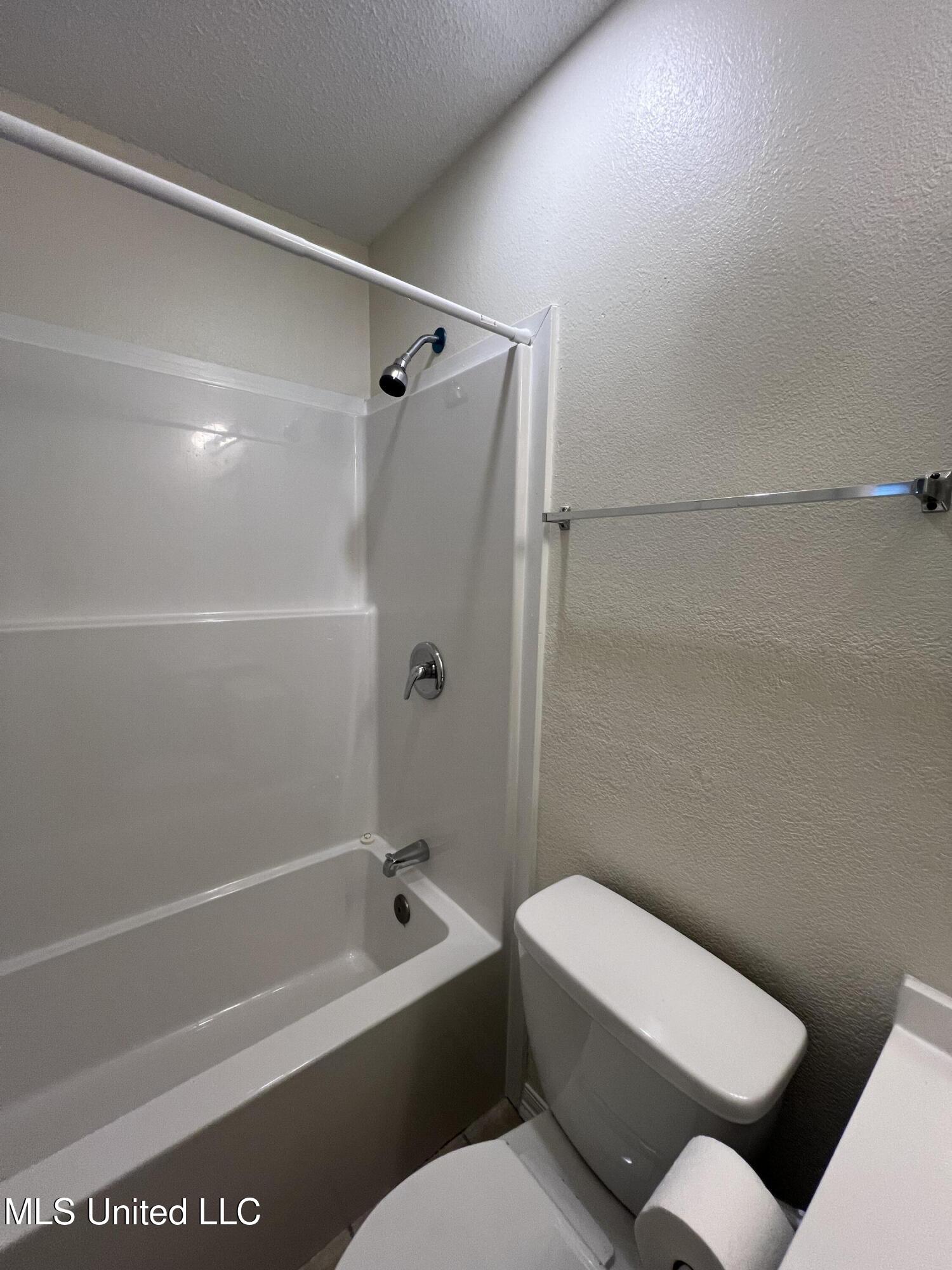 103 Ralph Drive Gulfport, MS 39503 - Photo 16 of 17 103 Ralph 6