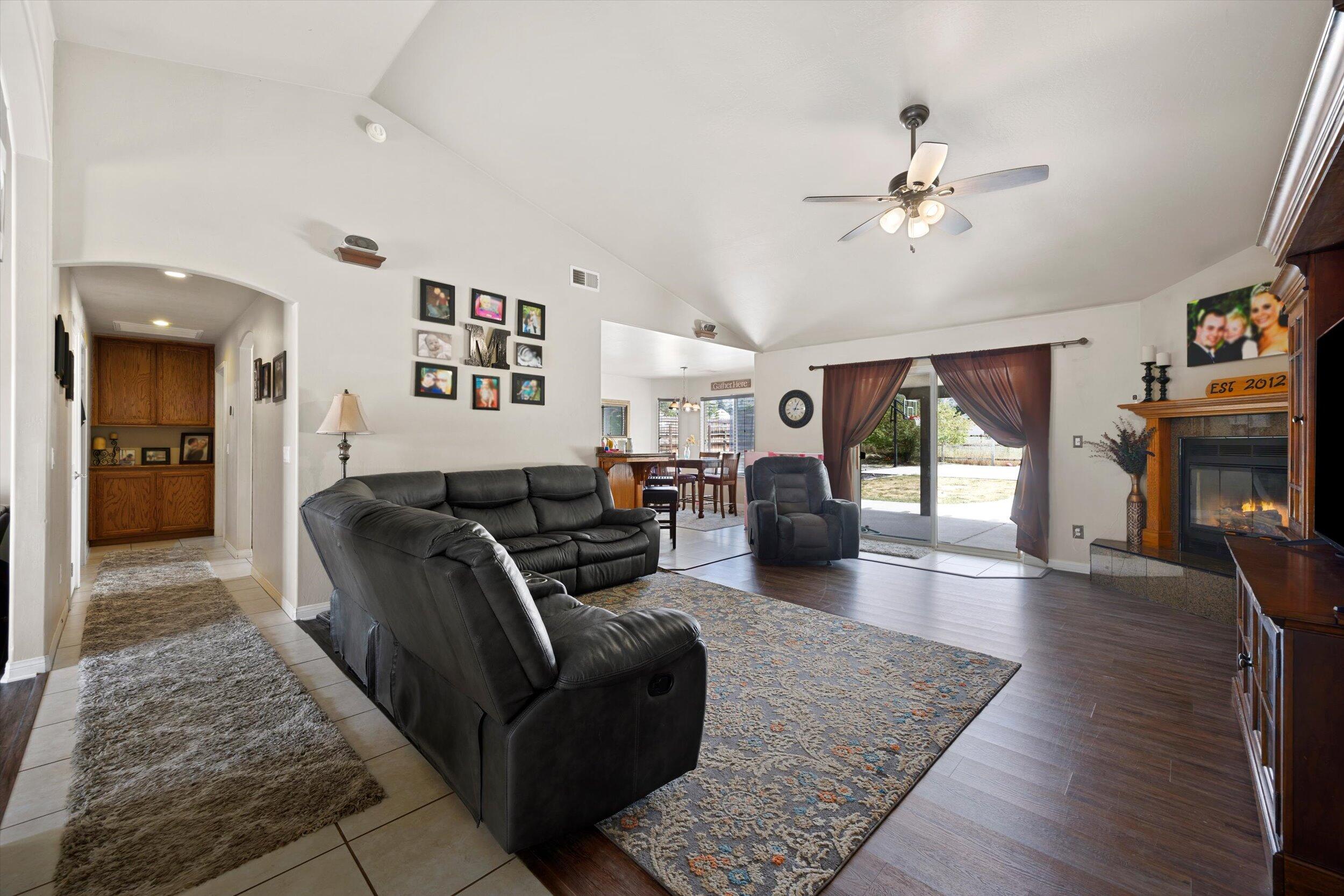 27800 Crofun Road Tehachapi, CA 93561 - Photo 13 of 16 16-Illuminate Photography - 27800 Crofun