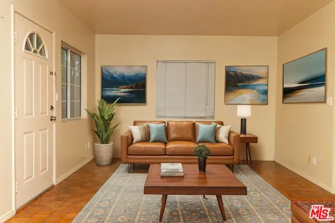 $2,750 | 642 North La Jolla Avenue, Unit 1/2, Los Angeles, CA 90048