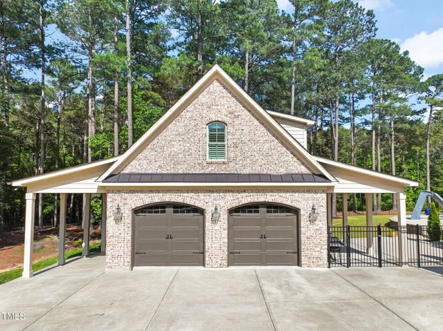 a view of a workspace with furniture