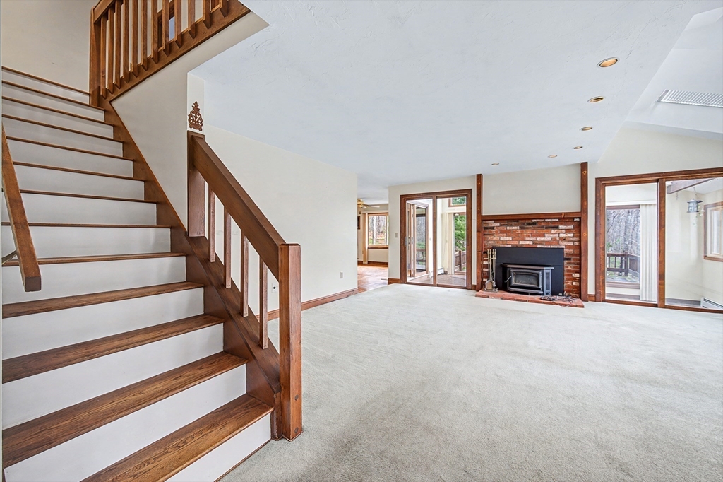 215 North Street Upton, MA 01568 - Photo 15 of 38