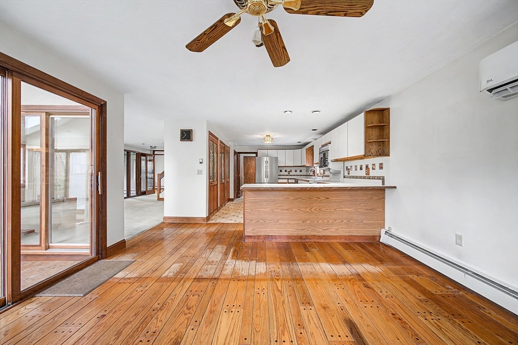 215 North Street Upton, MA 01568 - Photo 10 of 38