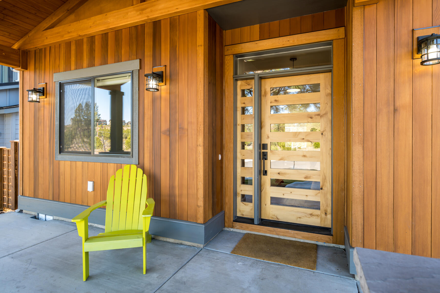61188 Bachelor View Road Bend, OR 97702 - Photo 3 of 34 2a - Porch