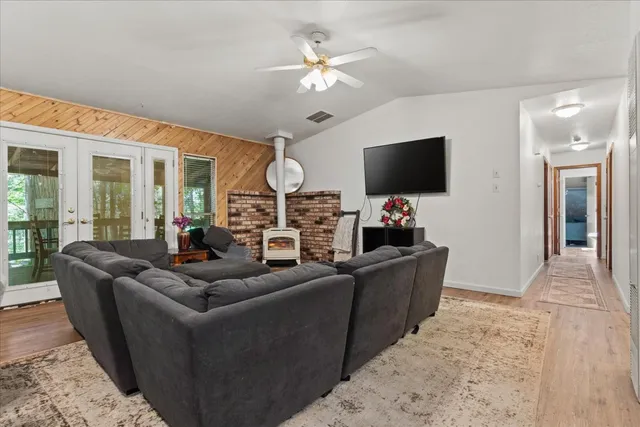 $345,000 | 3205 Castlewood Circle, Pollock Pines, CA 95726