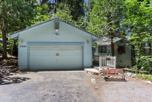 $345,000 | 3205 Castlewood Circle, Pollock Pines, CA 95726