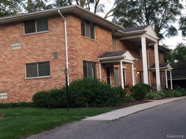1006 Tottenham Road Birmingham, MI 48009 - Photo 2 of 50
