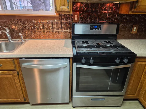 $259,000 | 603 New William Street, Ludington, MI 49431