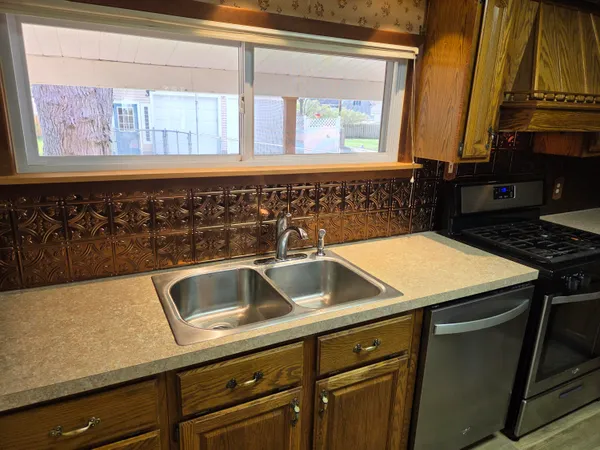 $259,000 | 603 New William Street, Ludington, MI 49431