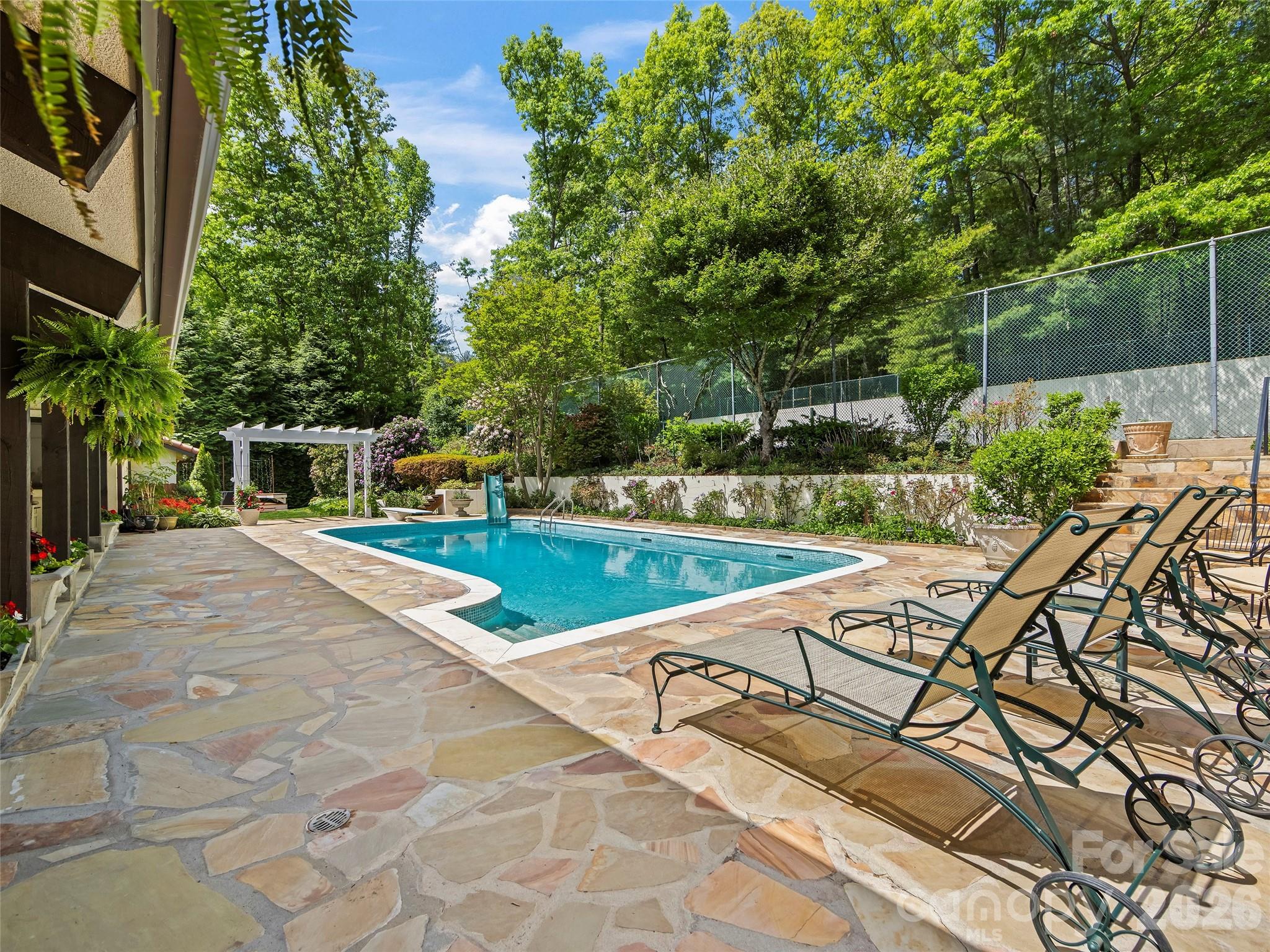 69 Forest Road Asheville, NC 28803 - Photo 38 of 48